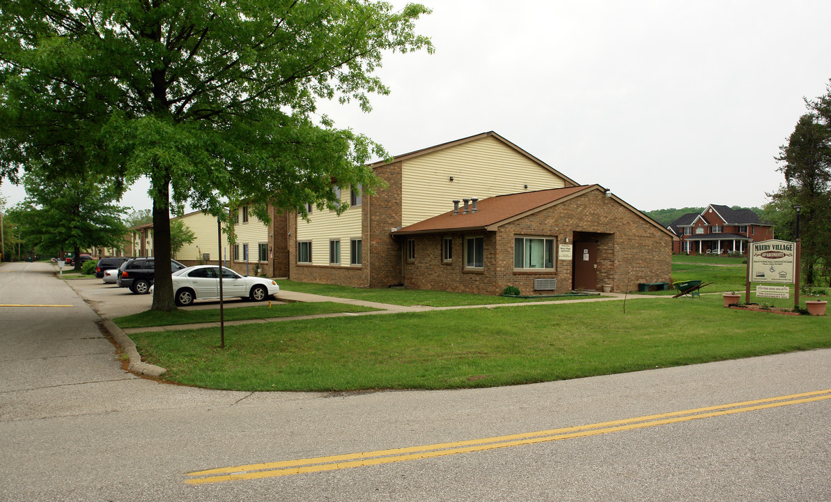 Maury Village Apartments in Hurricane, WV - Building Photo