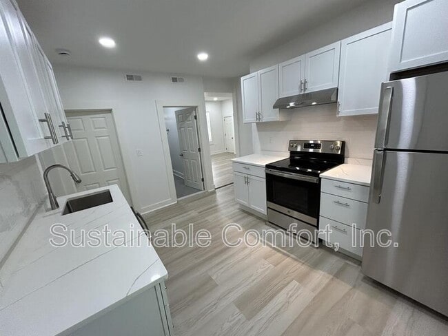 property at 71 Paine St