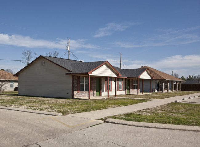 St. Vincent Villas I in Shreveport, LA - Foto de edificio - Building Photo