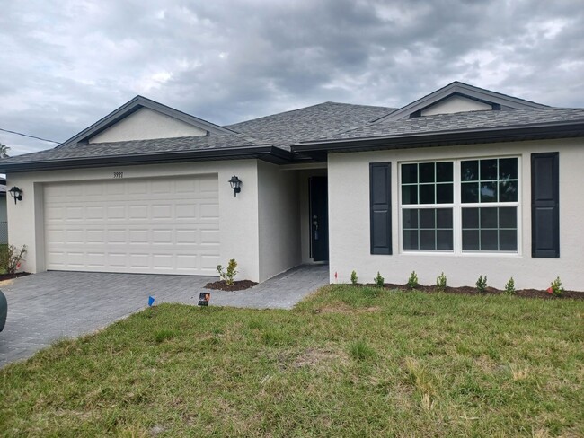 property at 3921 NE 15th Pl