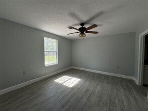 6918 Isla St in Pearland, TX - Building Photo - Building Photo
