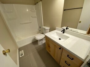 122-132 N 1050 E in Springville, UT - Building Photo - Building Photo