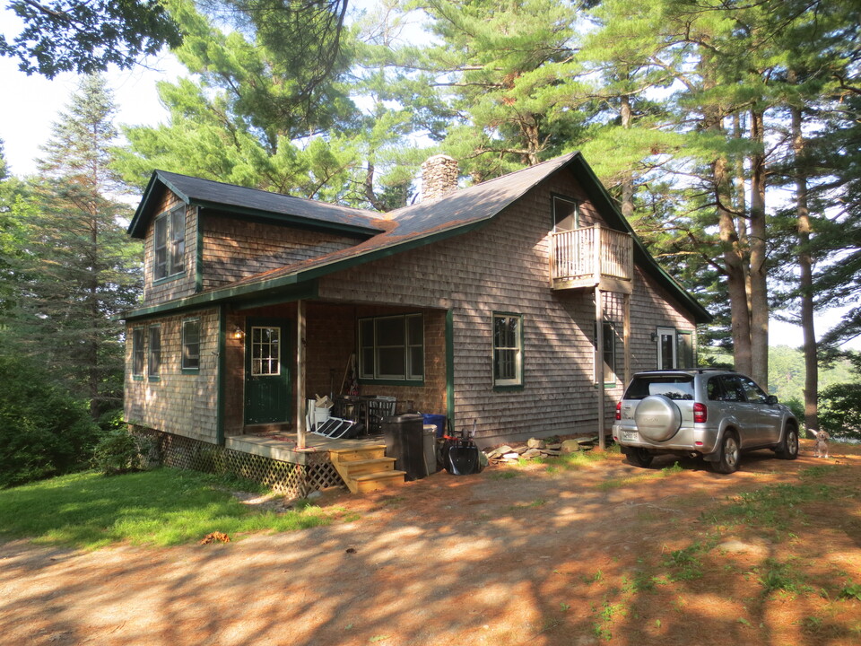 6 Rowell Rd in Hampden, ME - Building Photo