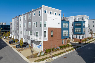 Admirals Square Condominium Homes in Annapolis, MD - Building Photo - Building Photo