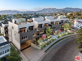 1011 Everett St in Los Angeles, CA - Building Photo