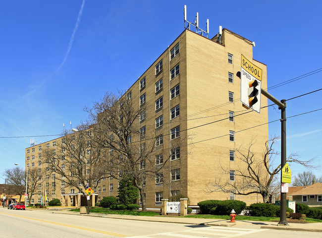 Kirby Manor Senior Property in Cleveland, OH - Foto de edificio - Building Photo