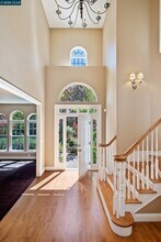 20 Oak Crest Ln in Alamo, CA - Building Photo - Building Photo
