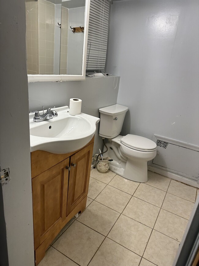 1424 Decatur St NW in Washington, DC - Building Photo - Building Photo