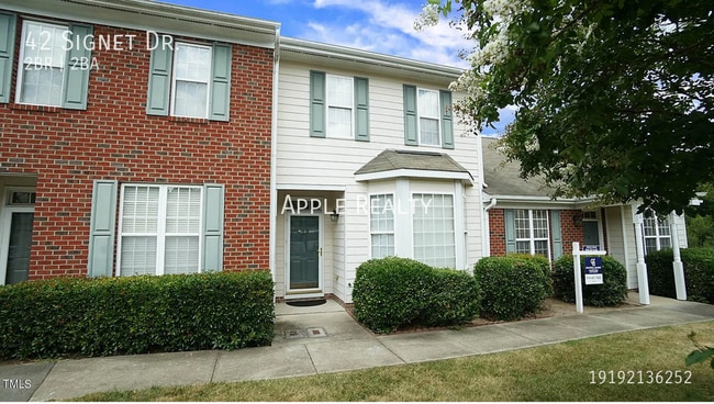 42 Signet Dr in Durham, NC - Building Photo - Building Photo