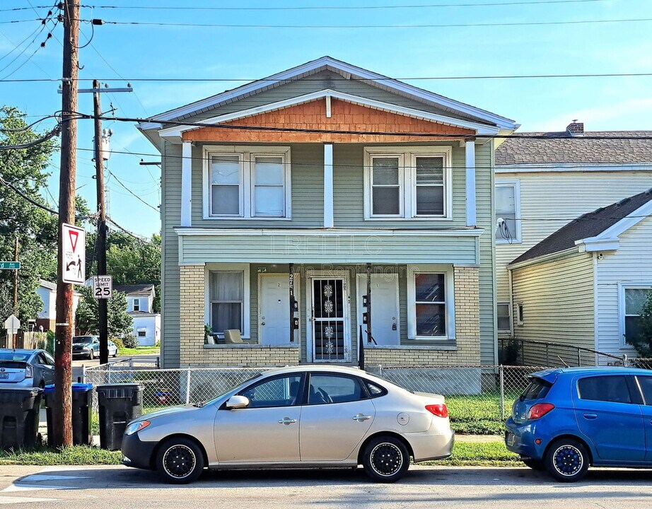 2751 Alford Ave in Louisville, KY - Foto de edificio