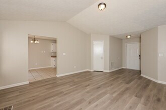 8756 Ansley Way in Jonesboro, GA - Building Photo - Building Photo