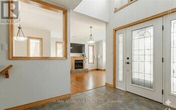 1 Huntington Terrace in St Thomas, ON - Building Photo - Building Photo