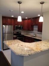 109 4th Ave, Unit 109 4th Avenue Apt B in Broomall, PA - Building Photo - Building Photo