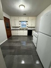 1216 N 6th St in Perry, OK - Building Photo - Building Photo