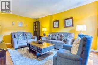 151 Parnell Rd in St Catharines, ON - Building Photo - Building Photo