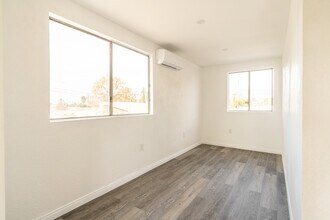 5503 N Roxburgh Ave in Azusa, CA - Building Photo - Building Photo