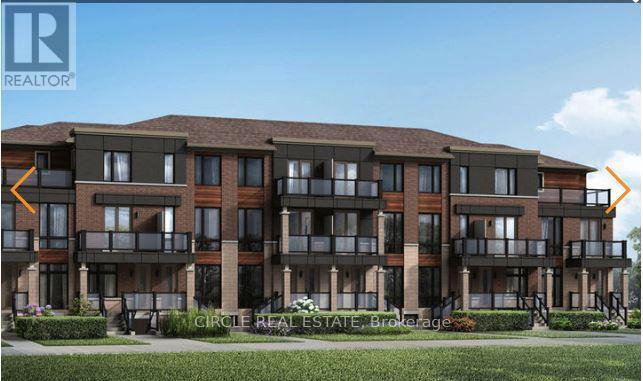 40-40 Knotsberry Cir in Brampton, ON - Building Photo