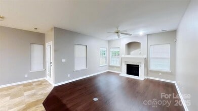 2442 Windsor Chase Dr in Matthews, NC - Building Photo - Building Photo