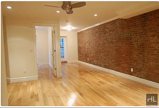 W 14TH ST. in New York, NY - Building Photo - Building Photo