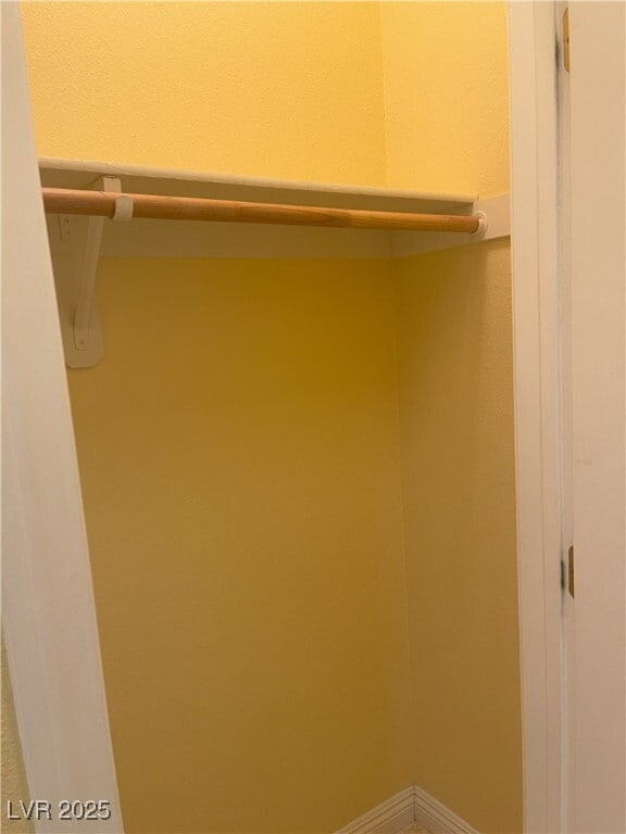 1136 Scenic Crest Dr