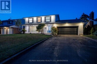 49 Royal York Rd in St Catharines, ON - Building Photo - Building Photo