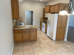 2701 Flagstone Ln in Edmond, OK - Building Photo - Building Photo