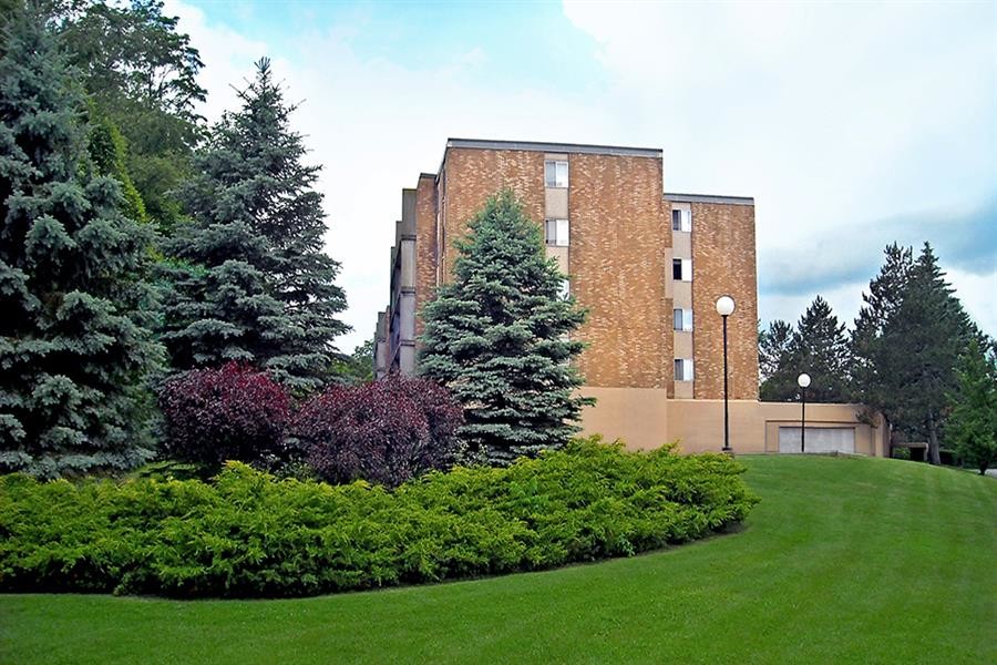 Park Guilderland Apartment Homes in Guilderland Center, NY - Building Photo