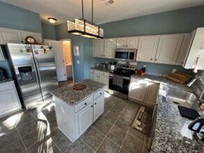 1481 Endicot Way in Mount Pleasant, SC - Building Photo - Building Photo