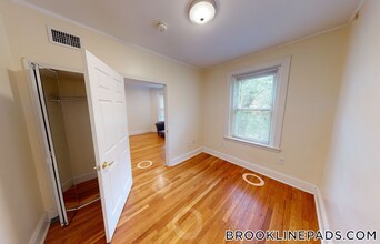 73 Thatcher St in Brookline, MA - Building Photo - Building Photo