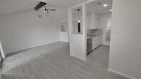 10546 Pleasanton Dr photo'