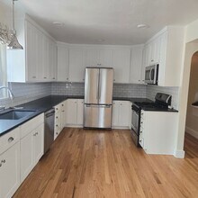 2730 Burton Ave SE in Albuquerque, NM - Building Photo - Building Photo