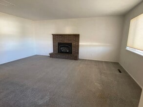 1328 Woodmoor Ln in Canon City, CO - Building Photo - Building Photo