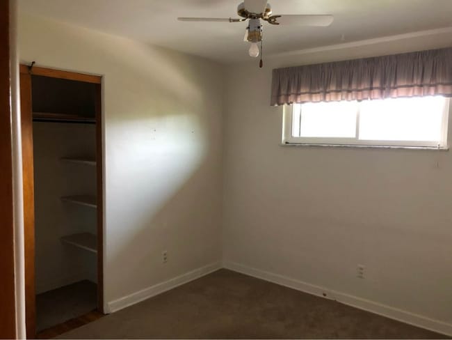 21 Terrace Dr in Crafton, PA - Building Photo - Building Photo