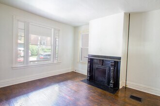 707 Pitt St, Unit 1 in Pittsburgh, PA - Foto de edificio - Building Photo