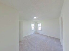 2811 W 3rd St N in Wichita, KS - Building Photo - Building Photo