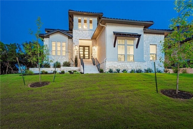 property at 511 Woodside Ter