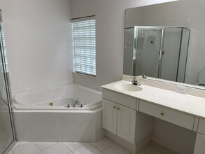 4178 Bluff Harbor Way in Wellington, FL - Building Photo - Building Photo