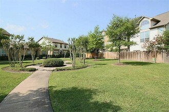 3518 Clearview Cir in Houston, TX - Building Photo - Building Photo