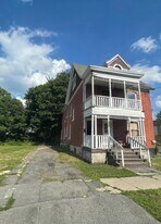 153 Hudson St in Syracuse, NY - Building Photo