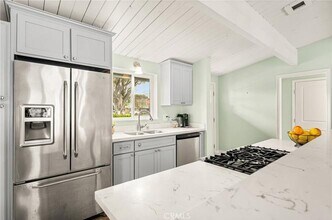 2233 N Spruce St in Santa Ana, CA - Building Photo - Building Photo