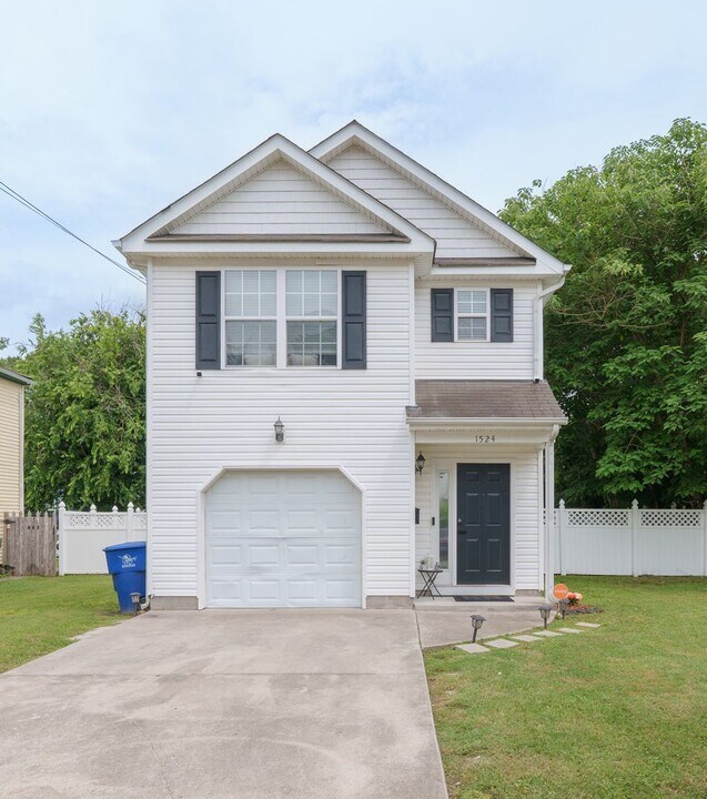 1524 Isaac St in Norfolk, VA - Building Photo