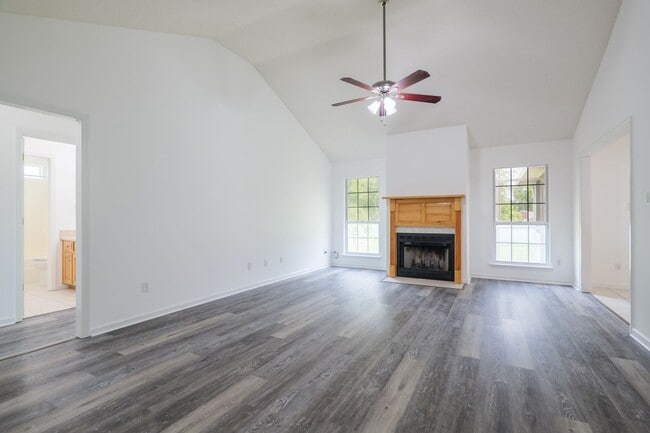 3737 Cross Creek Cir in Valdosta, GA - Building Photo - Building Photo