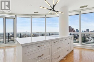 2885 Bayview Ave in Toronto, ON - Building Photo - Building Photo