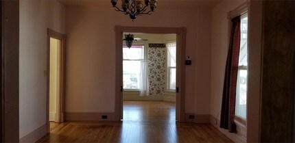 437 Union St in Eau Claire, WI - Foto de edificio - Building Photo
