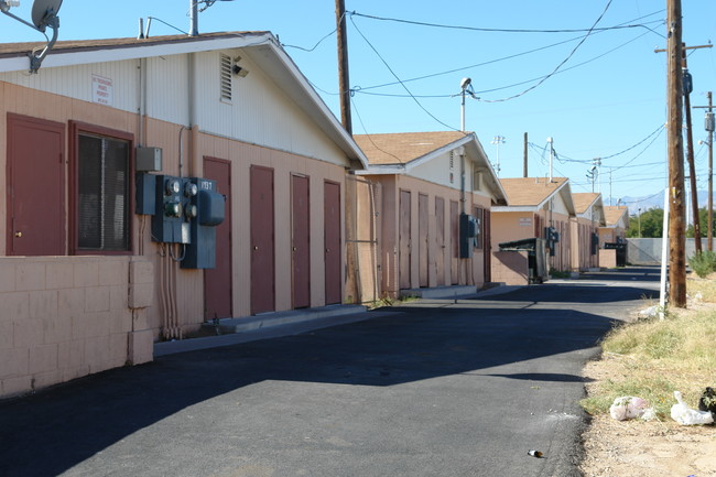 1919 H St in Las Vegas, NV - Foto de edificio - Building Photo