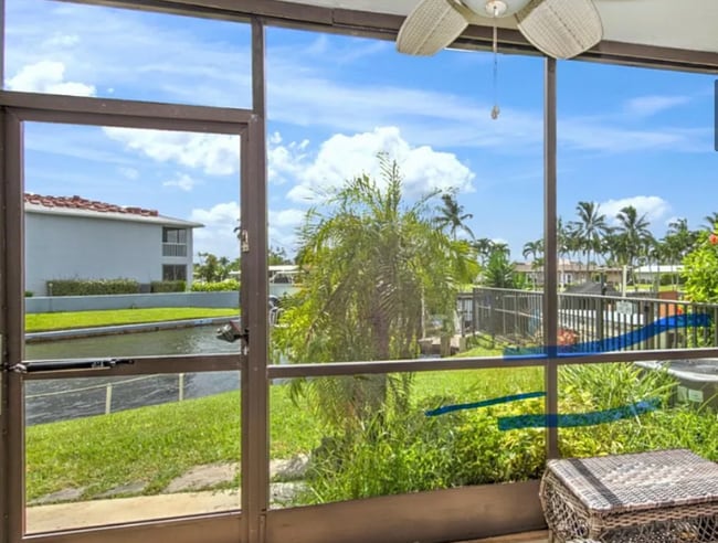 property at 4803 SW Santa Barbara Ct