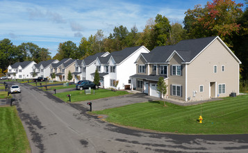 Trinity Manor Luxury Townhomes in Selkirk, NY - Building Photo - Building Photo