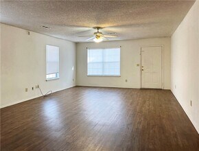 5900 Samantha St in Fayetteville, AR - Building Photo - Building Photo