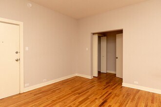 2425 N Kedzie Blvd in Chicago, IL - Building Photo - Building Photo