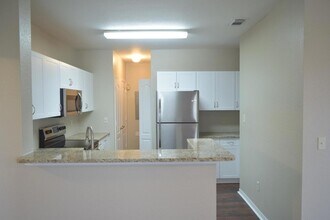 104 SW Peacock Blvd, Unit 3-202 in Port St. Lucie, FL - Building Photo - Building Photo